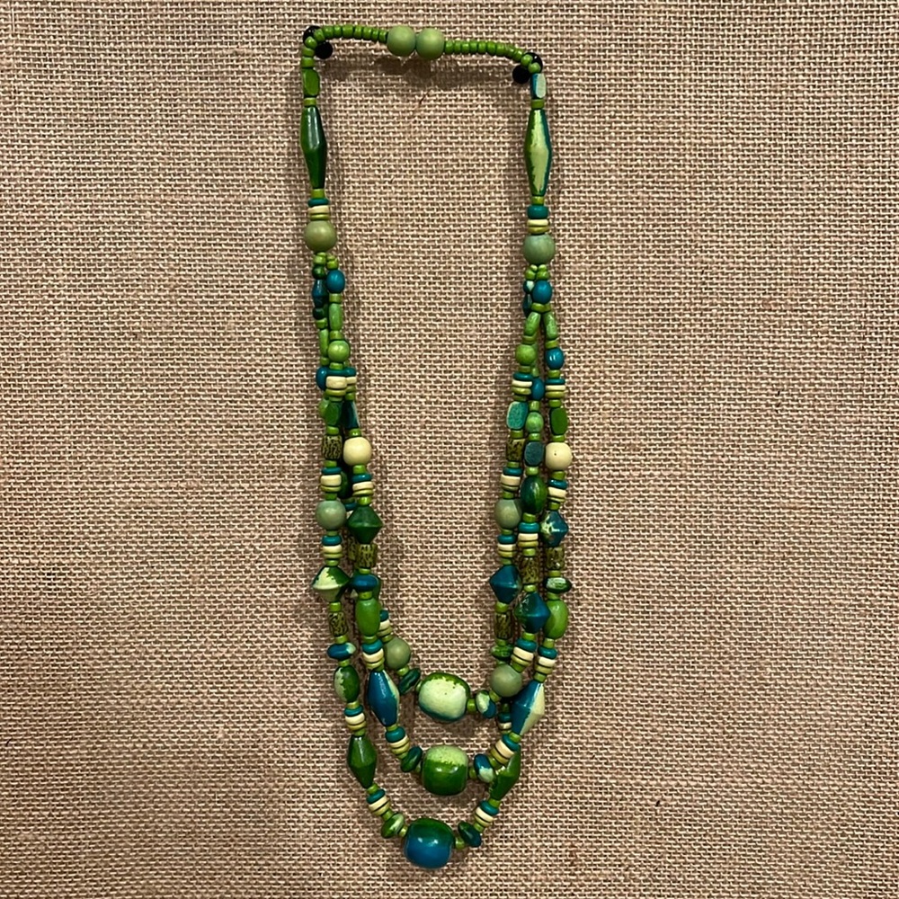 Chunky wooden bead necklace green blue #boho #indie necklace. 3-strand. Vintage